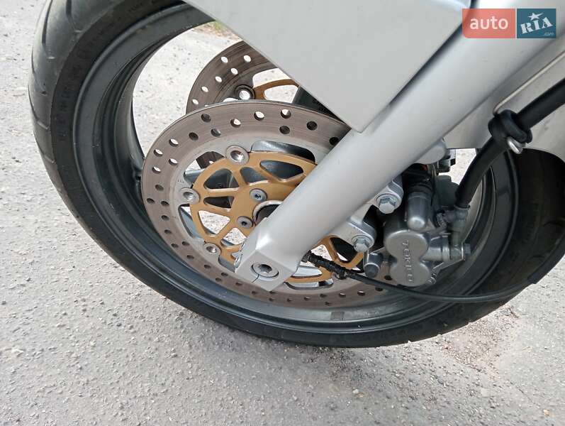 Мотоцикл Классік Kawasaki ZR 7S 2004 в Нововолинську