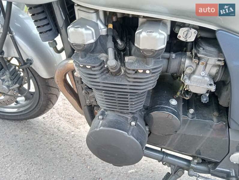 Мотоцикл Классік Kawasaki ZR 7S 2004 в Нововолинську