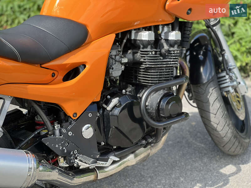 Мотоцикл Спорт-туризм Kawasaki ZR 7S 2004 в Виннице