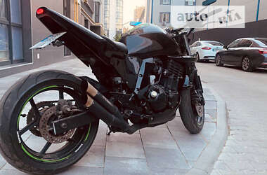 Мотоцикл Спорт-туризм Kawasaki ZR 2004 в 