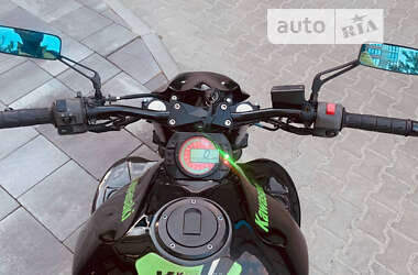Мотоцикл Спорт-туризм Kawasaki ZR 2004 в 