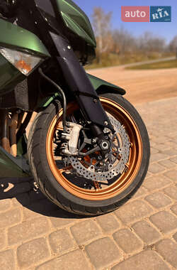 Мотоцикл Без обтекателей (Naked bike) Kawasaki ZR 2013 в 