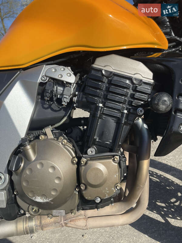 Мотоцикл Без обтекателей (Naked bike) Kawasaki ZR 2006 в Козове