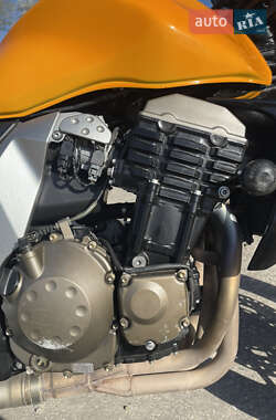 Мотоцикл Без обтекателей (Naked bike) Kawasaki ZR 2006 в 