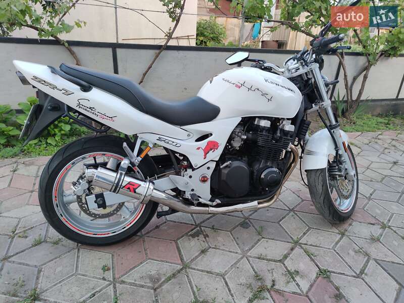 Мотоцикл Без обтекателей (Naked bike) Kawasaki ZR 2001 в 