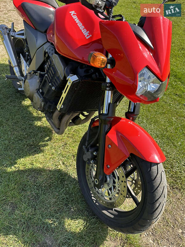 Kawasaki ZR 2004