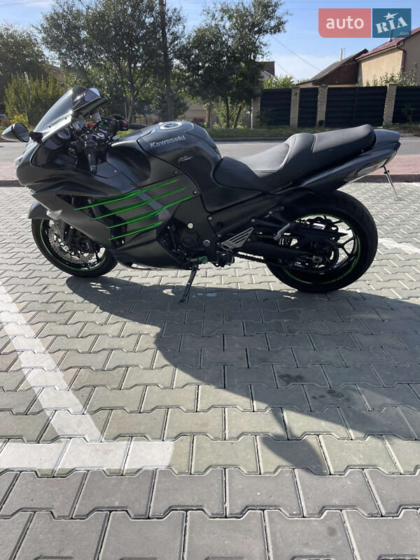 Спортбайк Kawasaki ZX 14 2015 в Хмельницькому