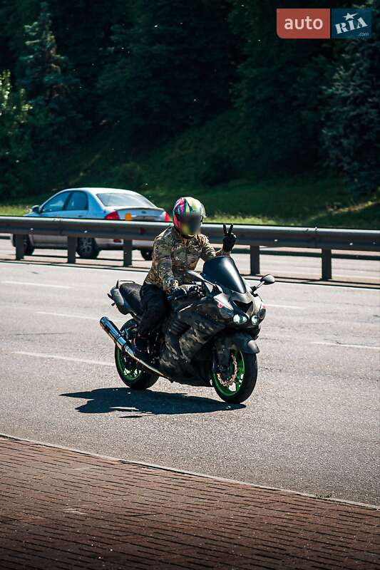 Мотоцикл Спорт-туризм Kawasaki ZX 14 2007 в Киеве фото Мотоцикл Спорт-туризм Kawasaki ZX 14 2007 в Киеве