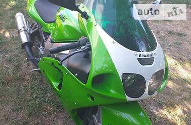 Спортбайк Kawasaki ZX 7R 2003 в Виннице