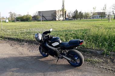 Спортбайк Kawasaki ZX 9R 1999 в Запорожье