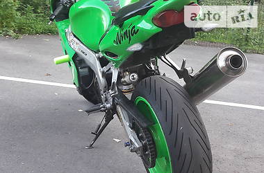 Спортбайк Kawasaki ZX 9R 2002 в Чернигове