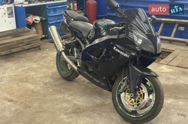 Спортбайк Kawasaki ZX 9R 2004 в Києві