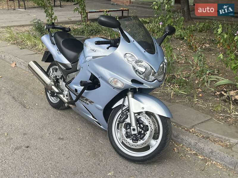 Kawasaki ZX 2004