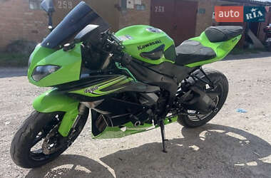 Спортбайк Kawasaki ZX 2009 в Чугуеве
