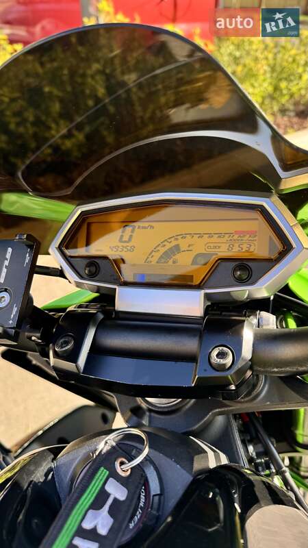 Мотоцикл Без обтікачів (Naked bike) Kawasaki ZX 2010 в Києві