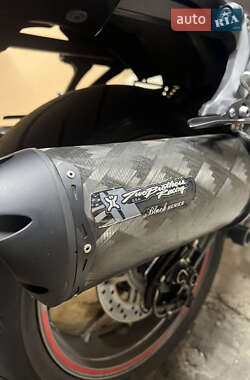Спортбайк Kawasaki ZZR 1400 2015 в 