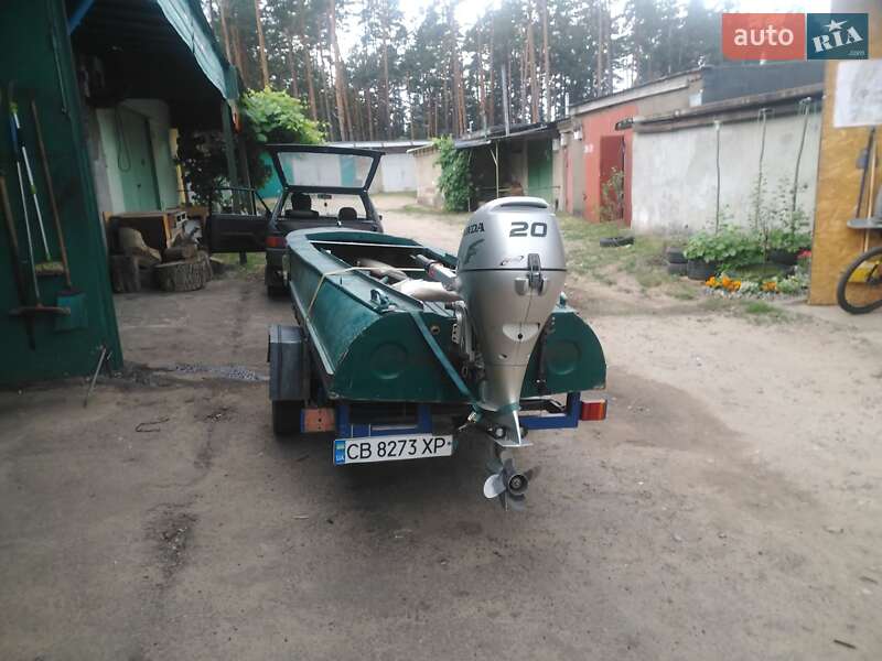 Лодка Казанка 1 1980 в Славутиче