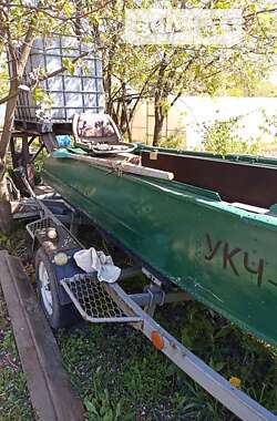 Лодка Казанка 5 1989 в Чернигове