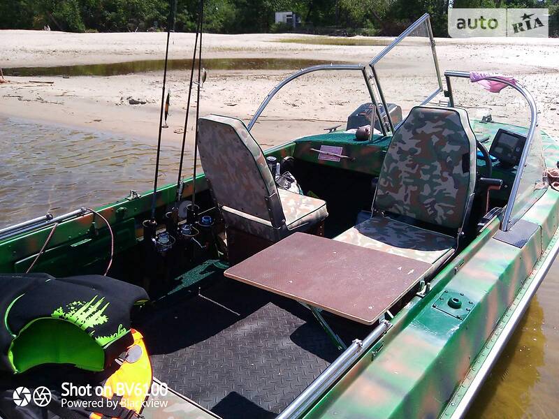 Човен Казанка 5М2 1989 в Черкасах