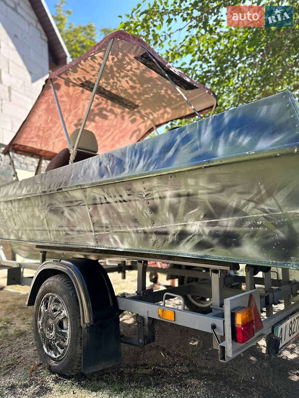 Човен Казанка 5М2 2010 в Ржищеві