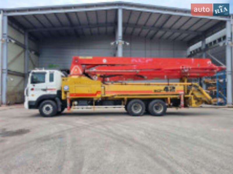 Бетононасос KCP 42RX170 2013 в Киеве