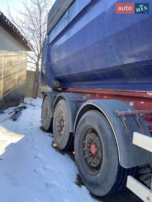 Самоскид напівпричіп Kelberg SDC 2007 в Львові