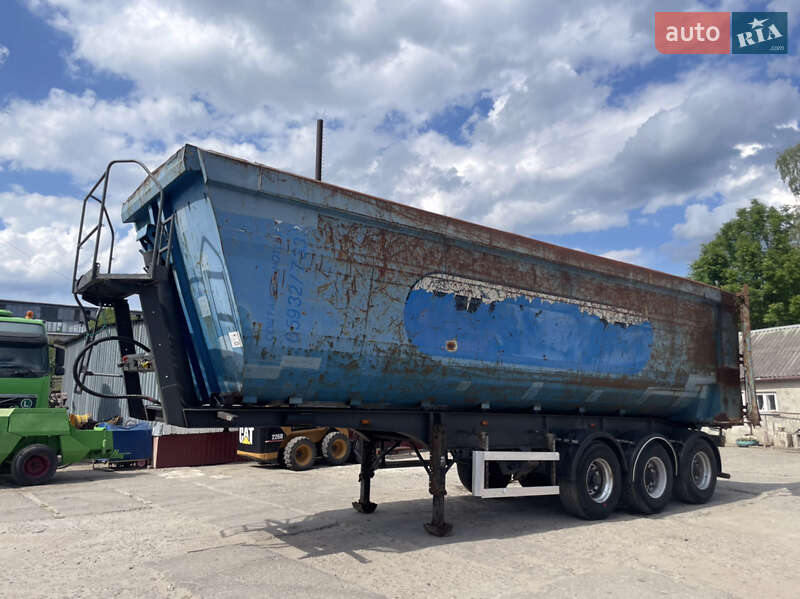 Самоскид напівпричіп Kempf SKD 34-3 2003 в Львові