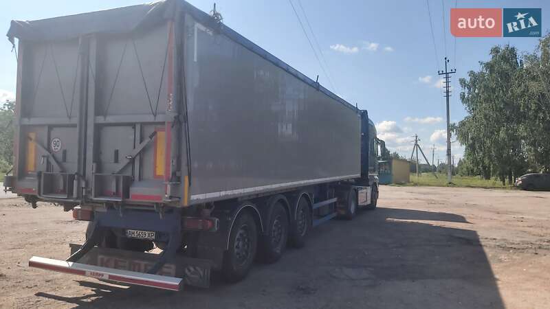 Зерновоз - полуприцеп Kempf SKM 2015 в Конотопе
