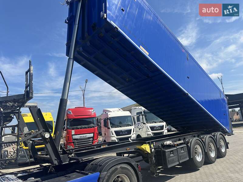 Самосвал полуприцеп Kempf SKM 2017 в Калуше