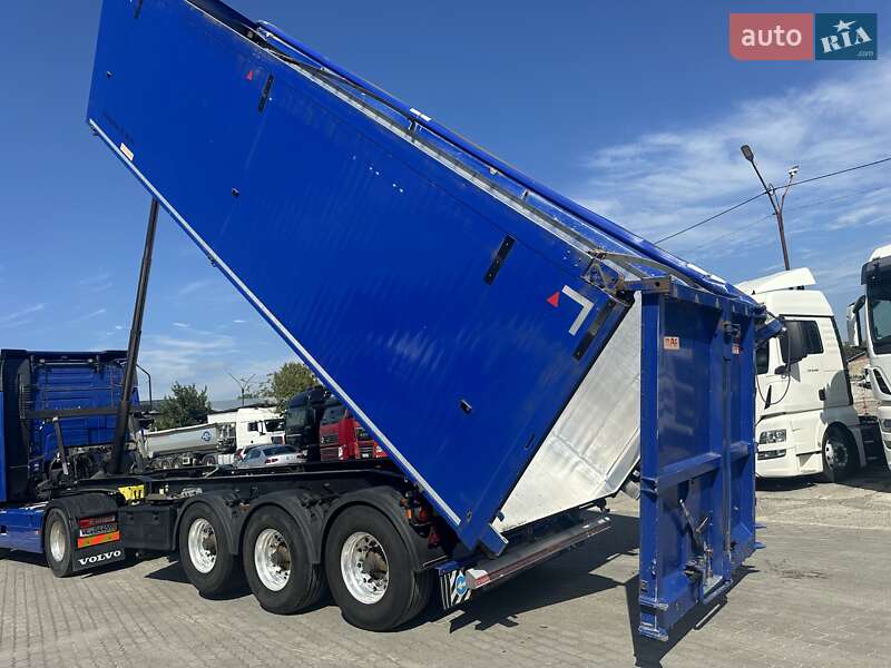 Самосвал полуприцеп Kempf SKM 2017 в Калуше