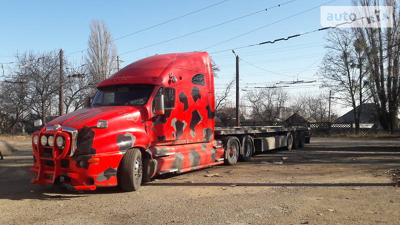 Тягач Kenworth T2000 2002 в 