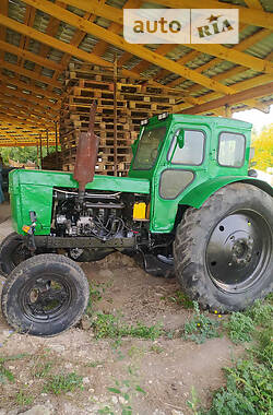 Трактор сільськогосподарський ХТЗ Т-40 1984 в Бару