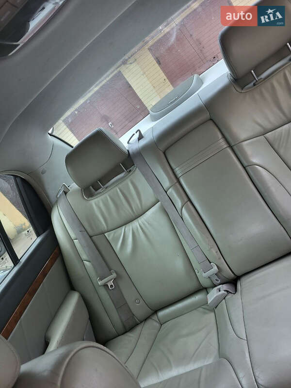 Седан Kia Amanti 2005 в Львове