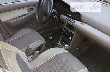 Седан Kia Avella 1999 в 