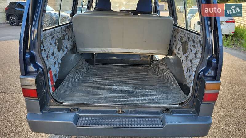 Мінівен Kia Besta 1998 в Києві