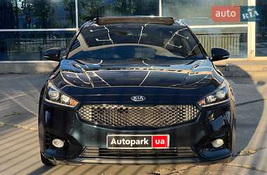 Седан Kia Cadenza 2017 в Харькове