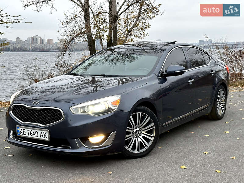 Седан Kia Cadenza 2013 в Дніпрі