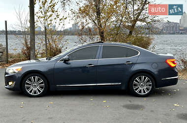 Седан Kia Cadenza 2013 в Дніпрі