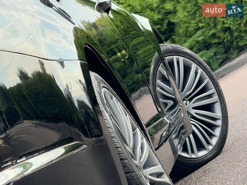 Седан Kia Cadenza 2013 в Дрогобыче