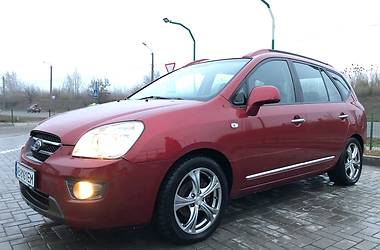 Минивэн Kia Carens 2007 в Виннице