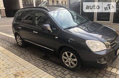 Универсал Kia Carens 2008 в Киеве