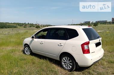 Минивэн Kia Carens 2012 в Харькове