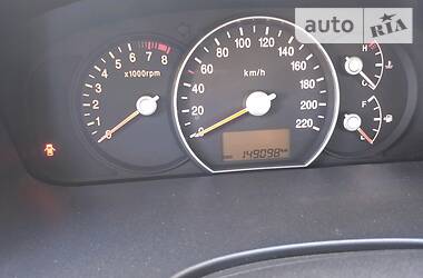 Универсал Kia Carens 2010 в 