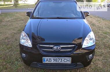 Универсал Kia Carens 2010 в Виннице