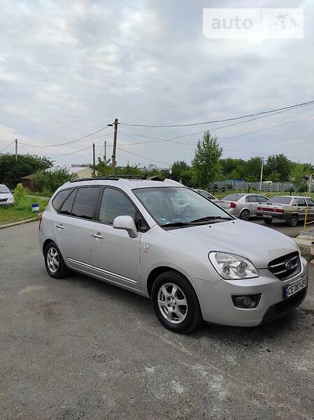 Минивэн Kia Carens 2007 в Черновцах