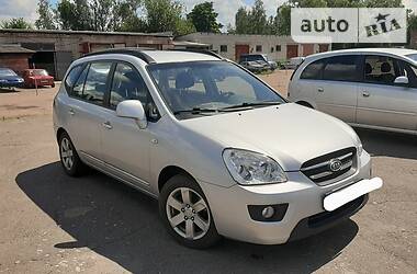 Минивэн Kia Carens 2009 в Чернигове