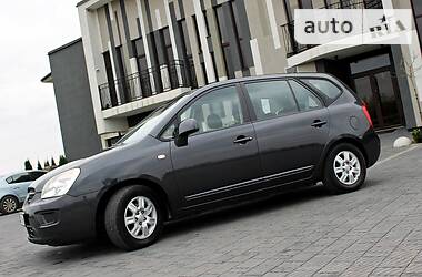 Минивэн Kia Carens 2008 в Стрые