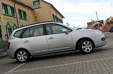 Минивэн Kia Carens 2008 в Стрые