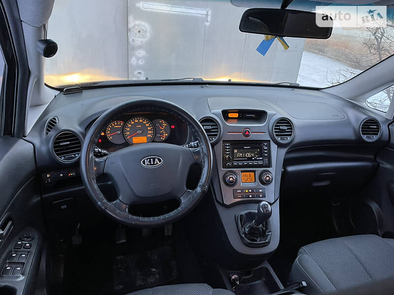 Мінівен Kia Carens 2007 в Дрогобичі