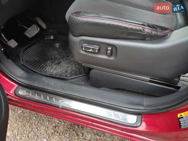 Мінівен Kia Carens 2007 в Покрові